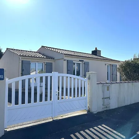 Maison 5 Pieces Avec Wifi, Pres Et Centre, Sur - Fr-1-224a-73 Holiday home