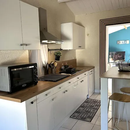Maison 5 Pieces Avec Wifi, Pres Et Centre, Sur - Fr-1-224a-73 Brem-Sur-Mer